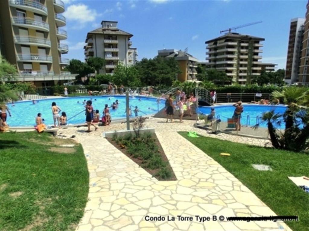 Appartement Lignano Sabbiadoro With Pool Extérieur photo