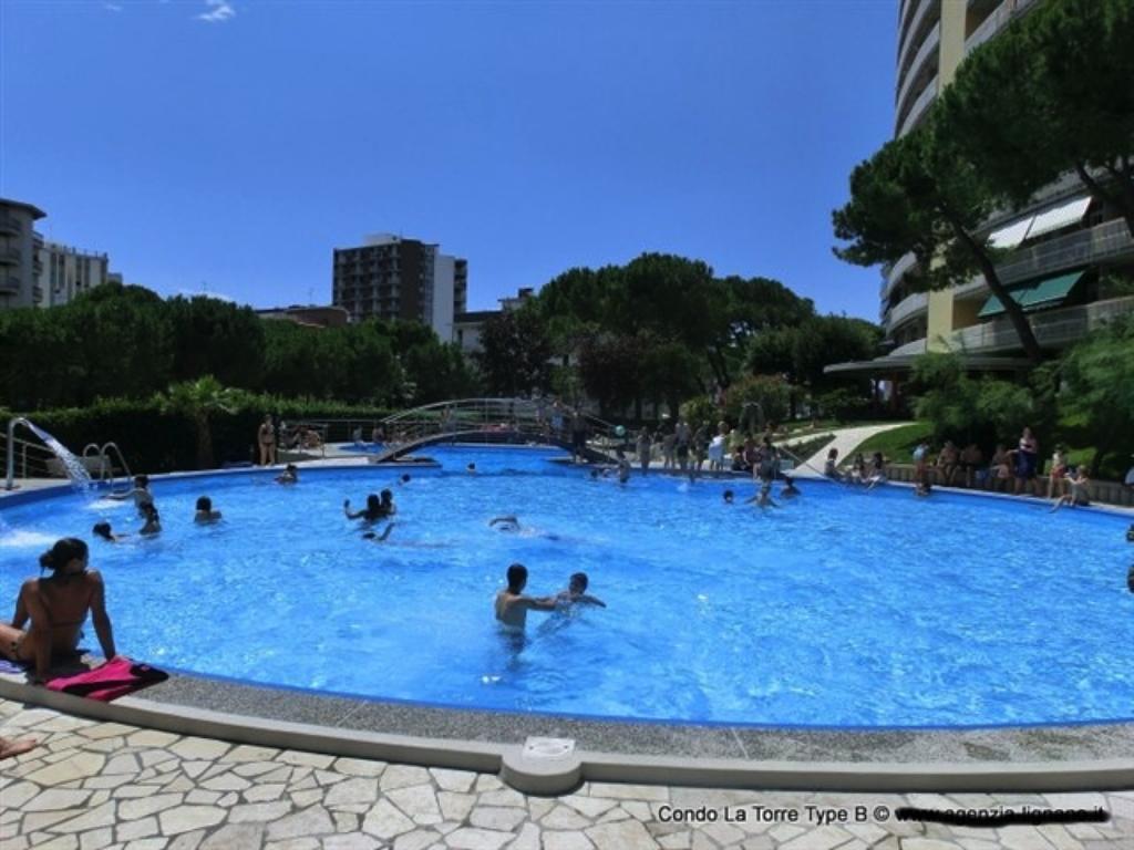 Appartement Lignano Sabbiadoro With Pool Extérieur photo